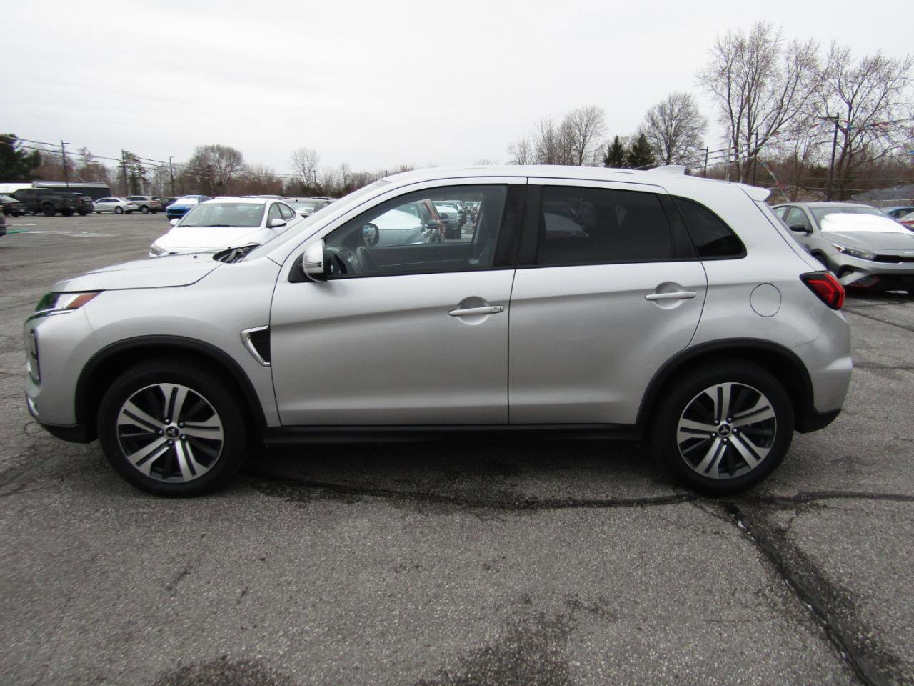 Used 2021 Mitsubishi Outlander Sport SE AWD/4WD image 4