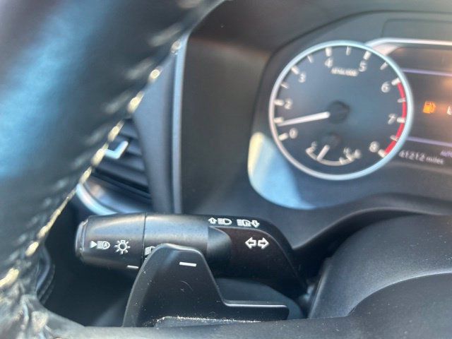 Used 2021 Nissan Rogue SV AWD/4WD image 25