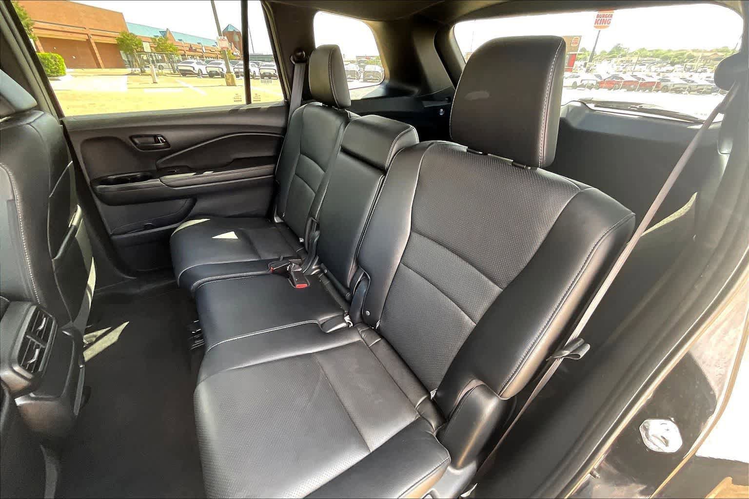 Used 2024 Honda Passport EX-L image 29