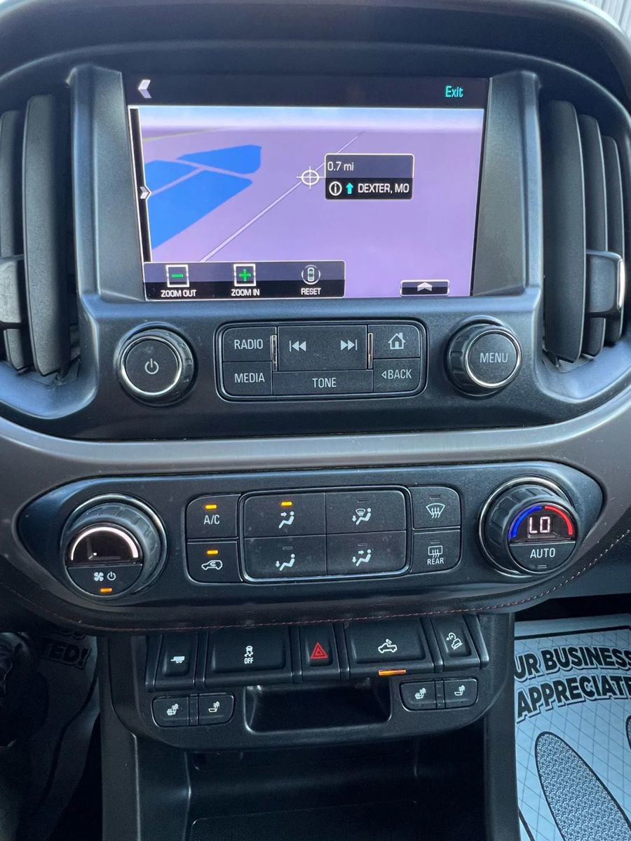 Used 2017 GMC Canyon SLE w/ All Terrain Package image 15