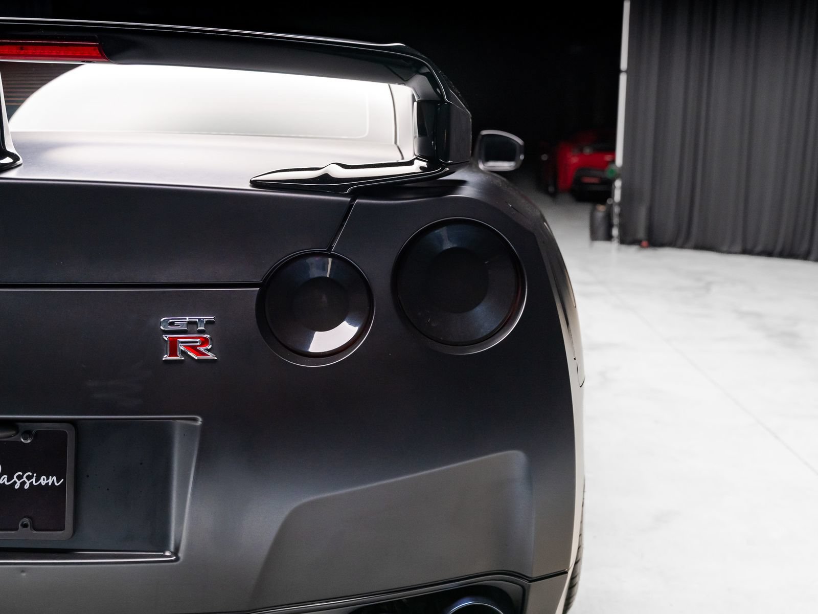 Used 2009 Nissan GT-R Premium AWD/4WD image 32