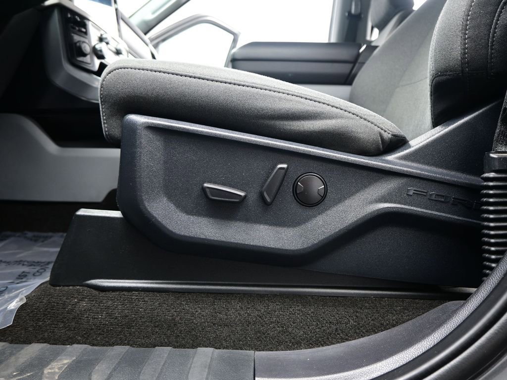 Used 2022 Ford F150 XLT w/ Equipment Group 302A High image 10