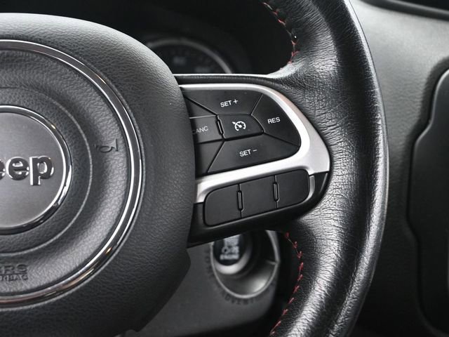 Used 2016 Jeep Renegade Trailhawk AWD/4WD image 29