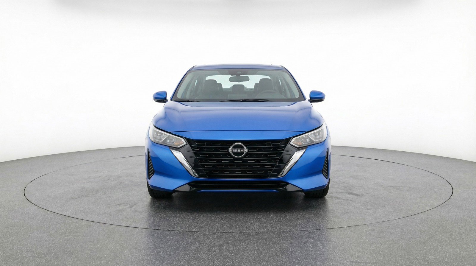 Used 2025 Nissan Sentra SV image 2