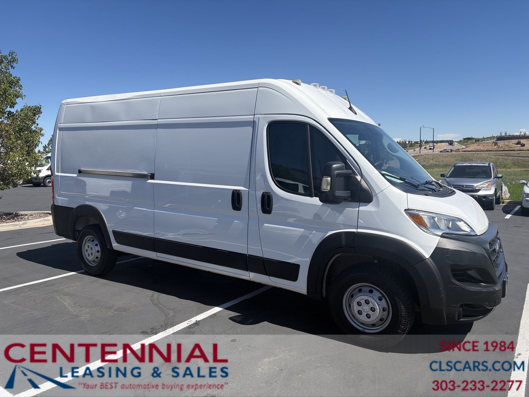 Used 2023 RAM ProMaster 2500 FWD image 1