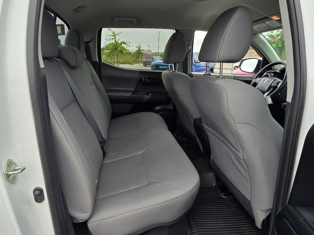Used 2019 Toyota Tacoma SR w/ SR Convenience Package image 13