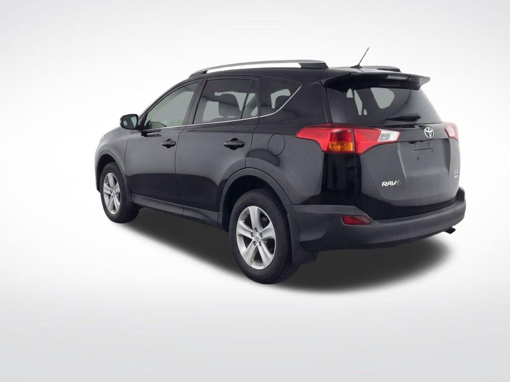 Used 2015 Toyota RAV4 XLE image 4