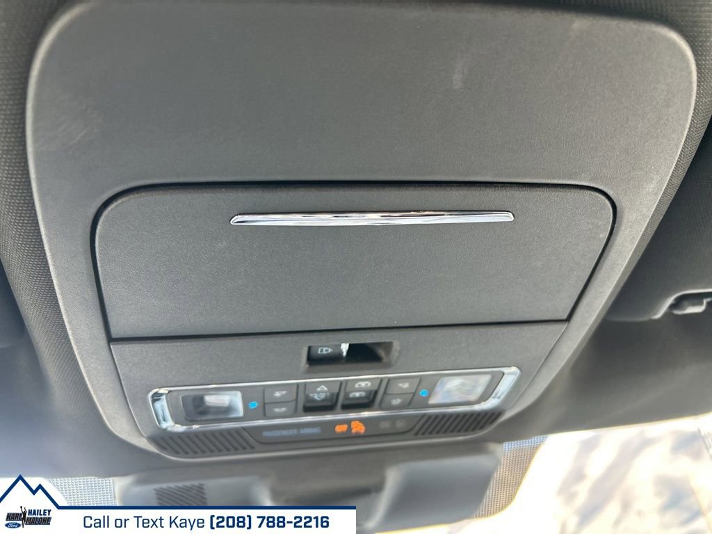 Used 2025 Ford F150 Lariat image 37