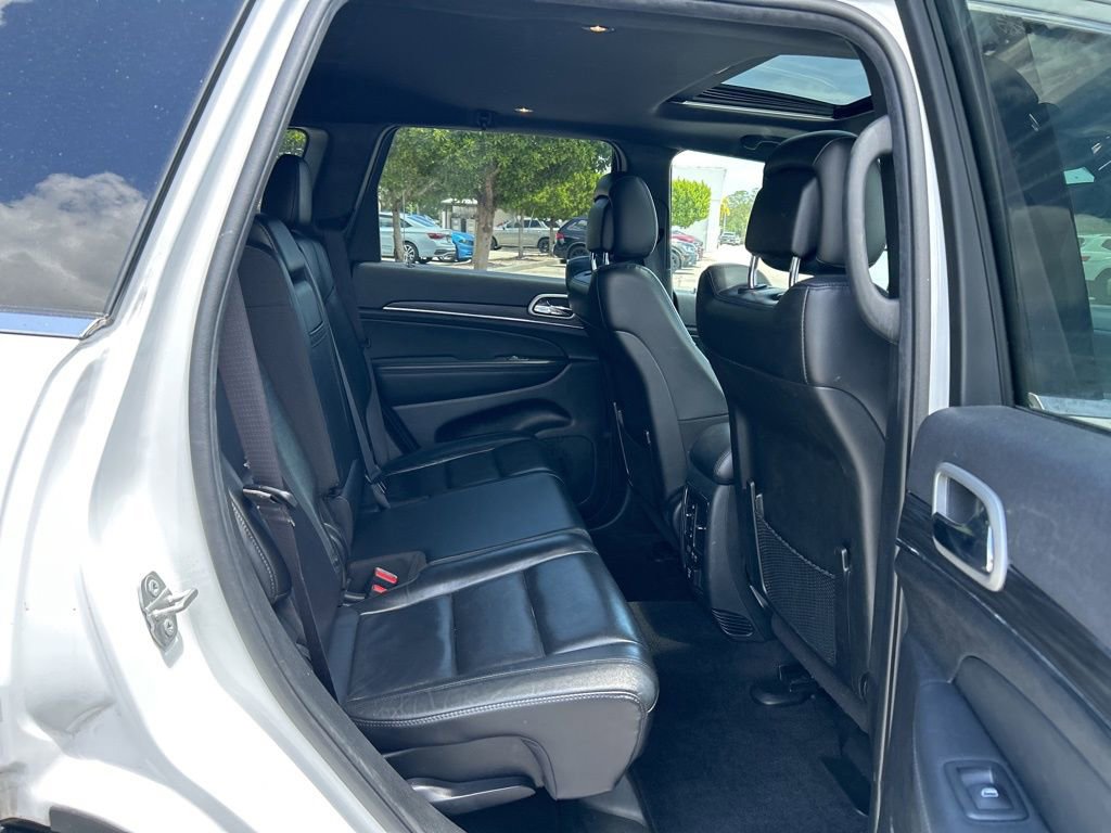 Used 2022 Jeep Grand Cherokee Limited AWD/4WD image 39