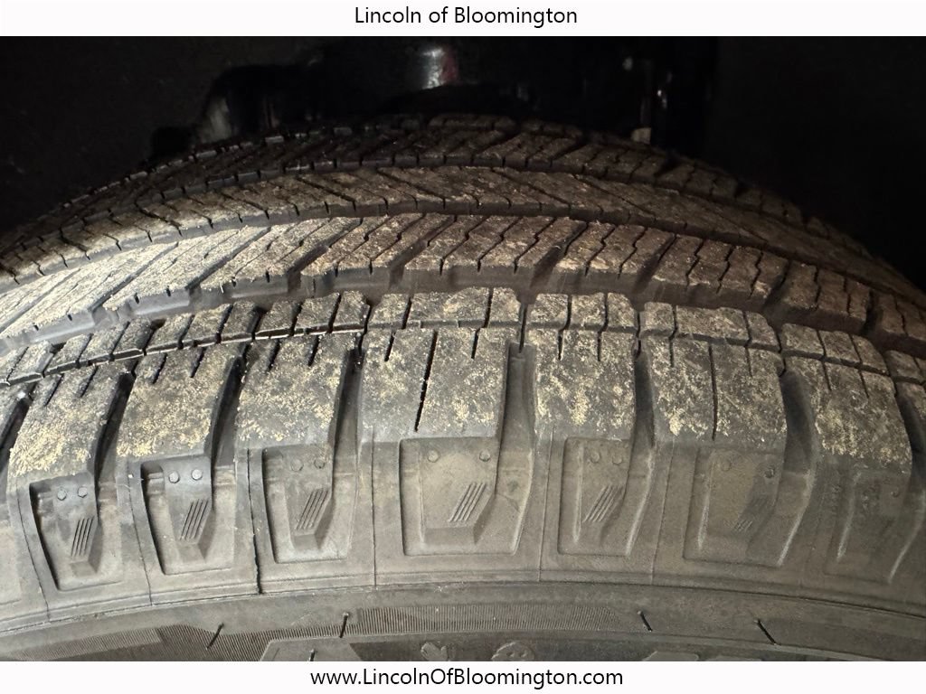 New 2025 Lincoln Navigator L Black Label AWD/4WD image 14