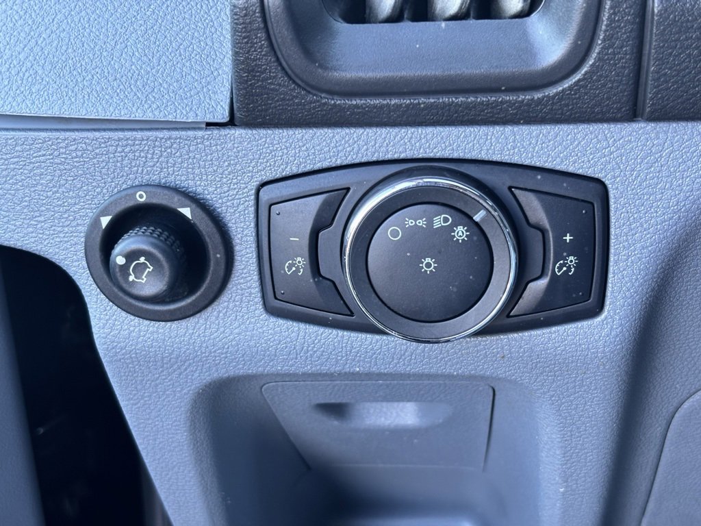 Used 2019 Ford Transit 350 XLT image 14