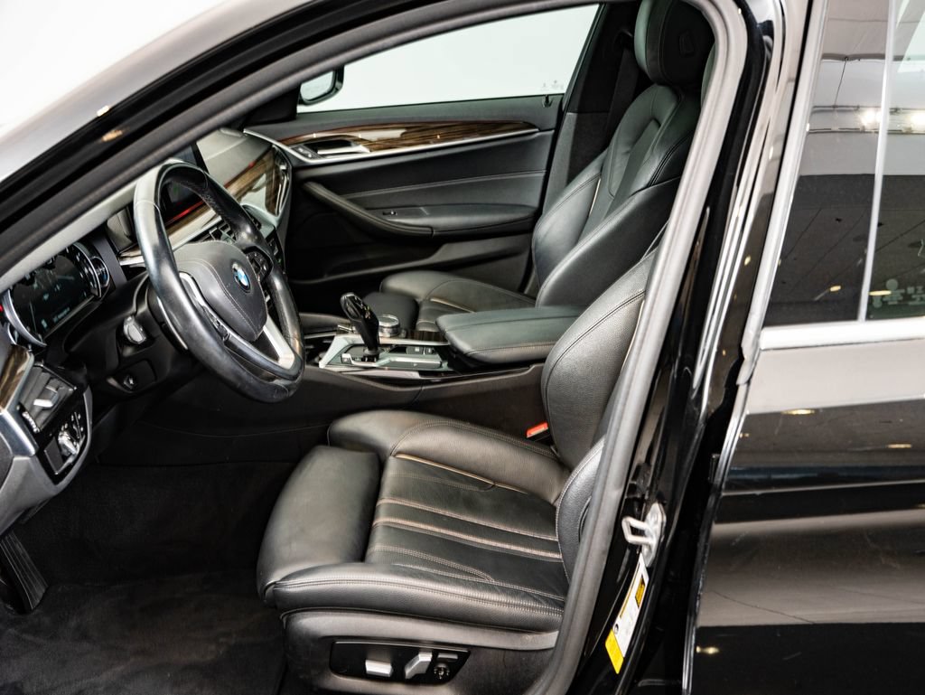 Used 2019 BMW 540i RWD image 21
