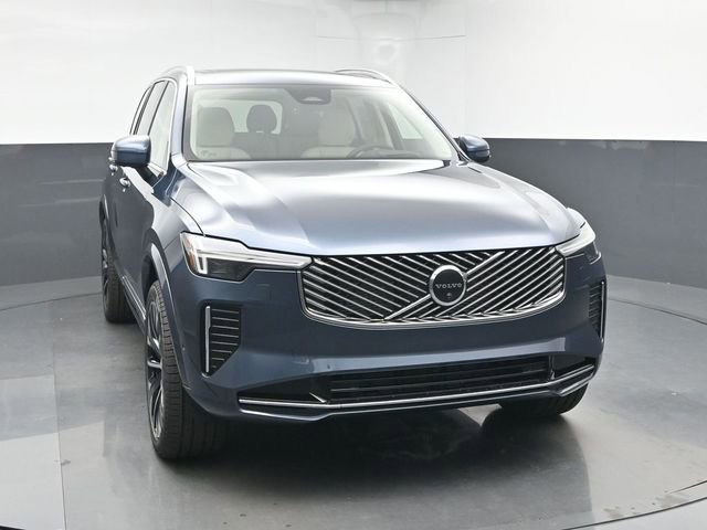 New 2026 Volvo XC90 B6 Ultra w/ Protection Package image 2