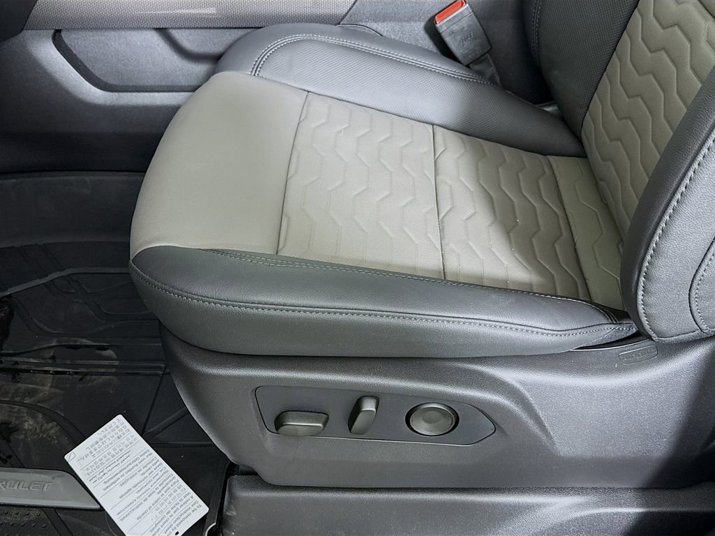 New 2026 Chevrolet Silverado 1500 ZR2 w/ LPO, Dark Essentials Package image 20