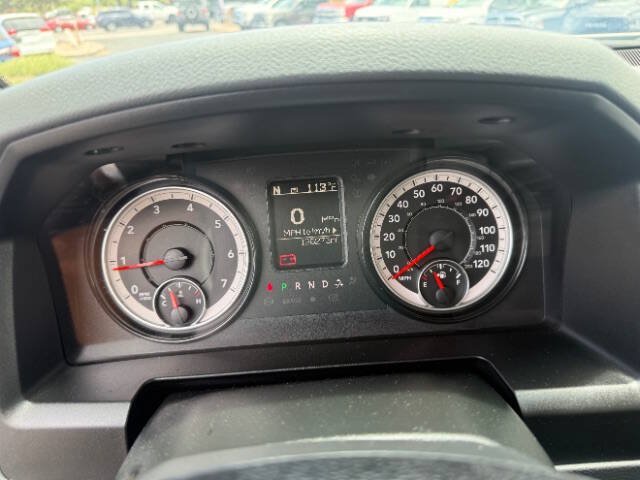 Used 2020 RAM 1500 Tradesman w/ Chrome Appearance Group RWD image 14