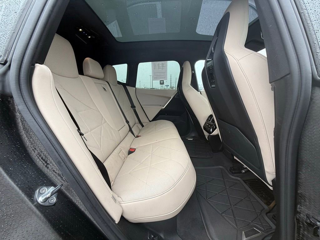 Used 2023 BMW iX M60 w/ Executive Package image 34