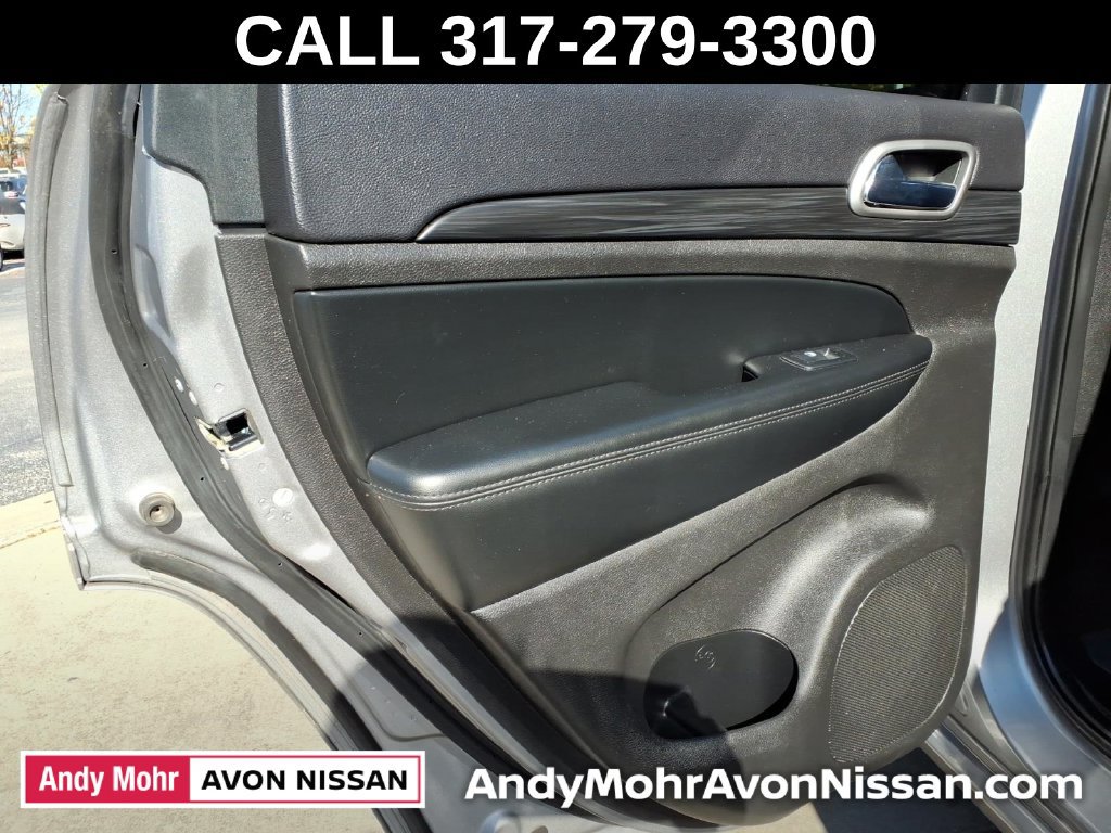 Used 2019 Jeep Grand Cherokee Altitude AWD/4WD image 34