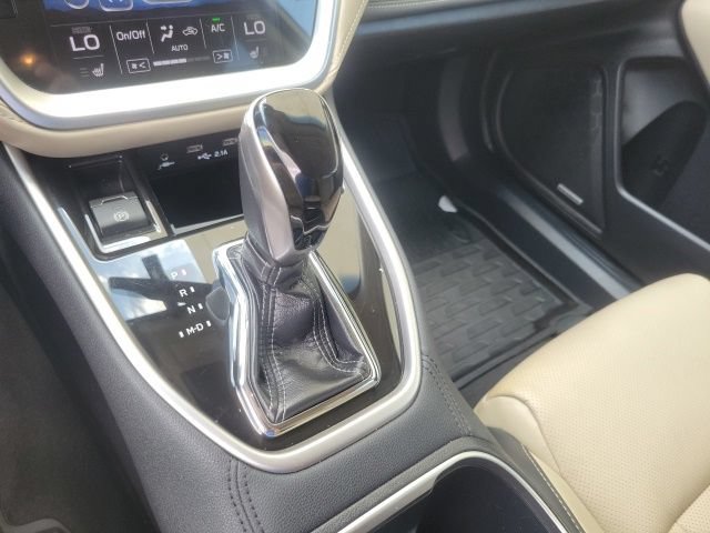 Used 2020 Subaru Outback Limited AWD/4WD image 21