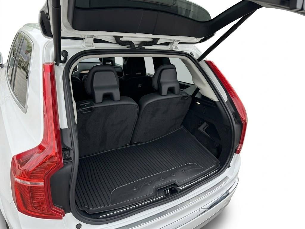 Used 2020 Volvo XC90 T6 Inscription w/ Protection Package Premier AWD/4WD image 2