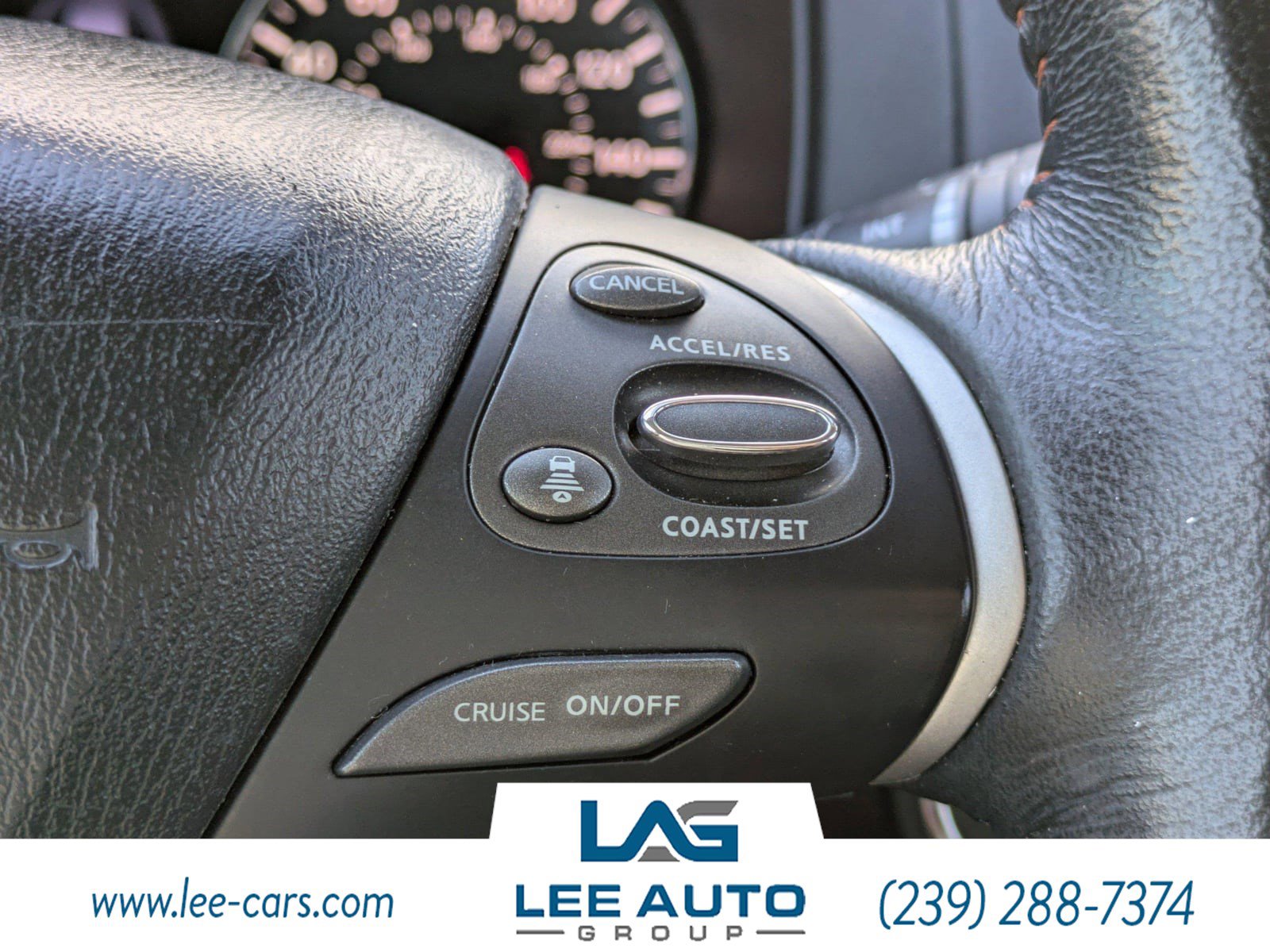 Used 2019 Nissan Pathfinder SL image 25