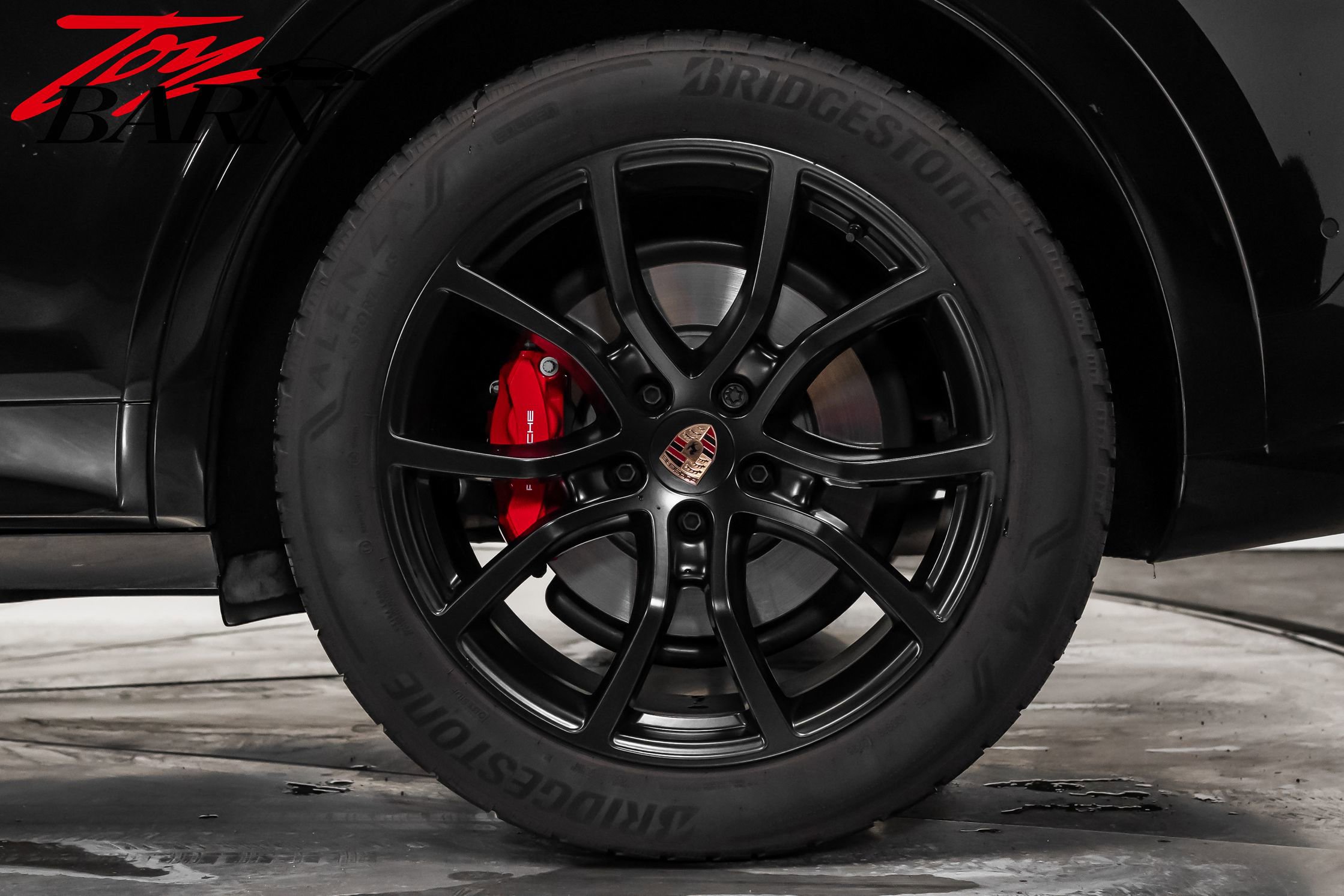 Used 2025 Porsche Cayenne GTS image 18