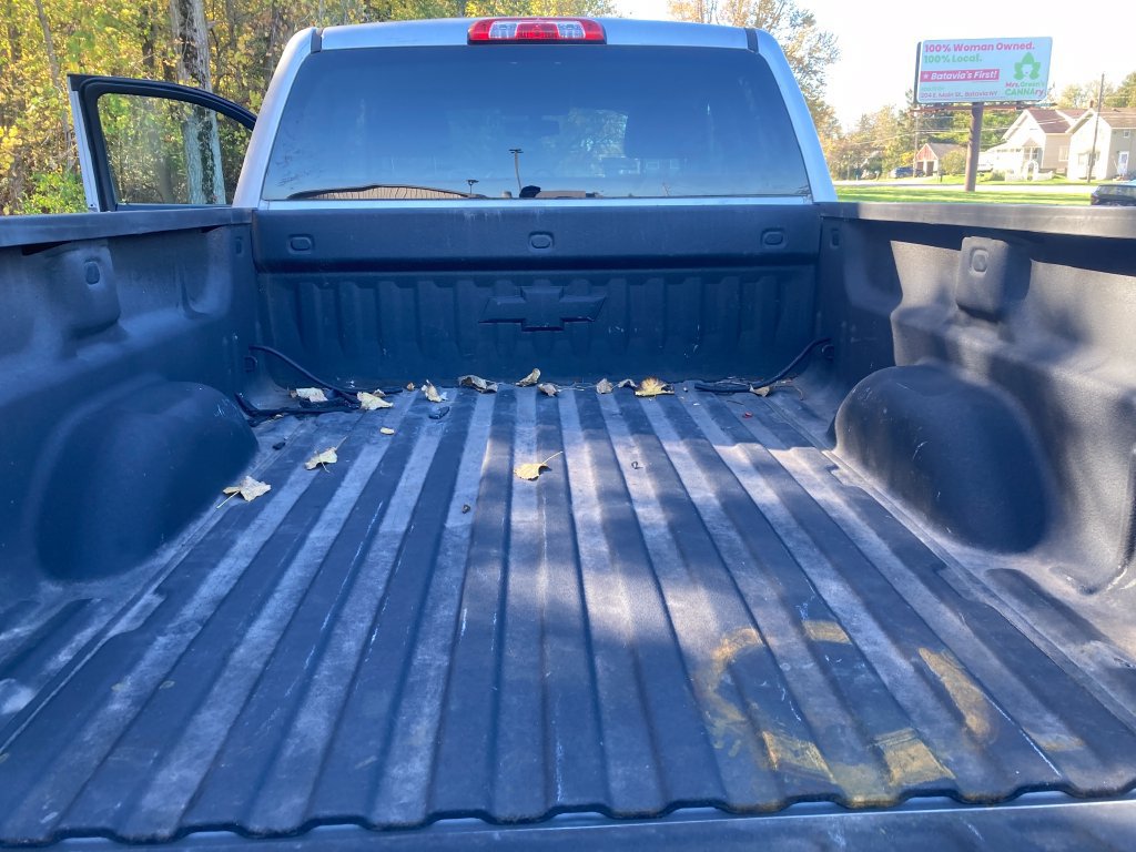 Used 2018 Chevrolet Silverado 1500 LT w/ All Star Edition AWD/4WD image 29