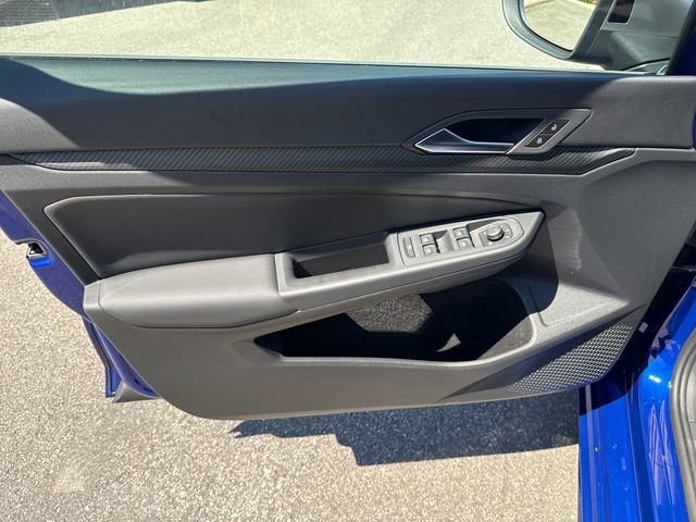 Used 2024 Volkswagen Golf R image 10