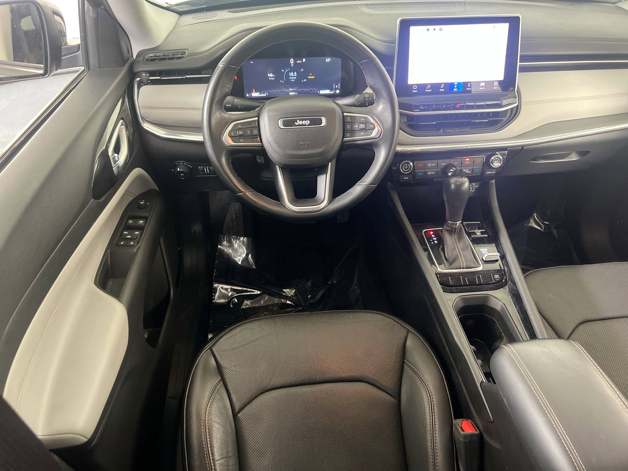 Used 2022 Jeep Compass Limited w/ Elite Group image 21