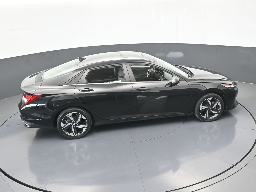 Used 2022 Hyundai Elantra SEL w/ Convenience + Premium Package image 51