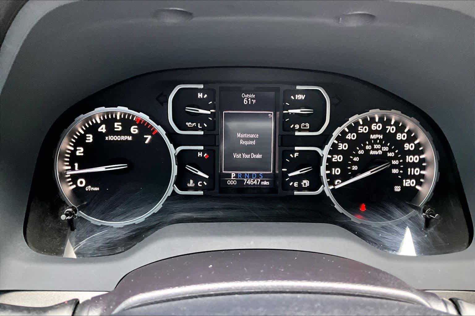 Used 2019 Toyota Tundra SR5 w/ SR5 Upgrade Package AWD/4WD image 22