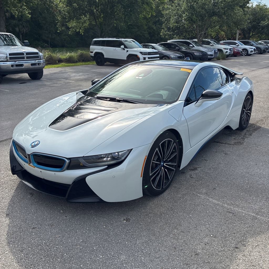 Used 2019 BMW i8 Coupe AWD/4WD image 3