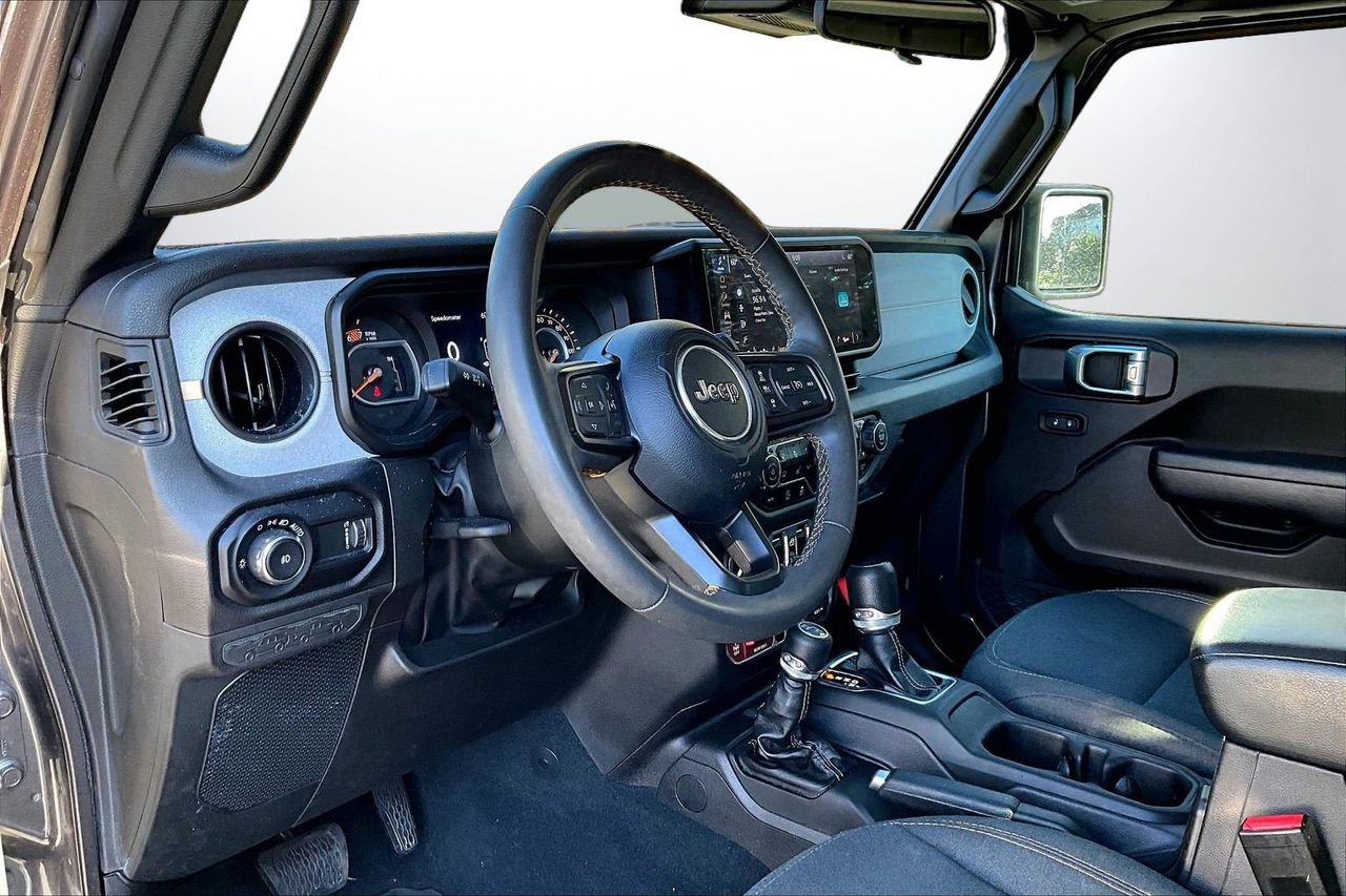 Certified 2024 Jeep Wrangler Willys image 18