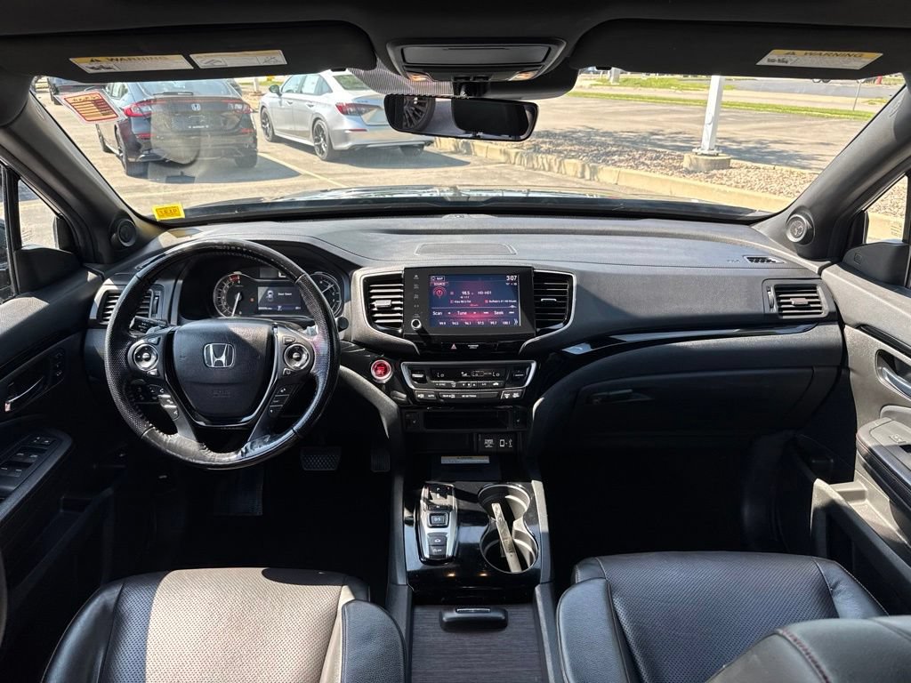 Certified 2021 Honda Ridgeline Black Edition image 24