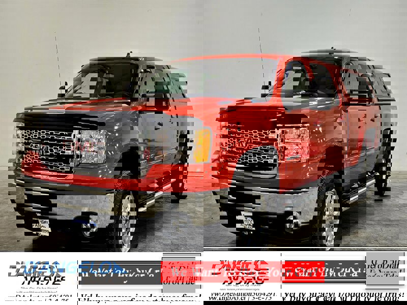 Used 2013 GMC Sierra 2500 SLT w/ Suspension Package, Off-Road image 4