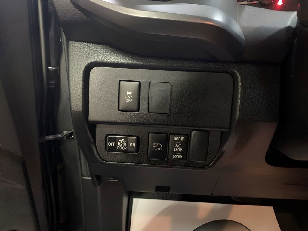 Used 2023 Toyota Tacoma TRD Off-Road image 26