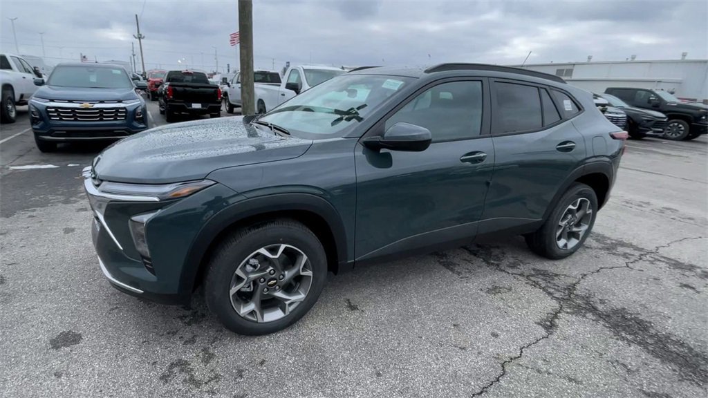 New 2026 Chevrolet Trax LT w/ Driver Confidence Package image 6
