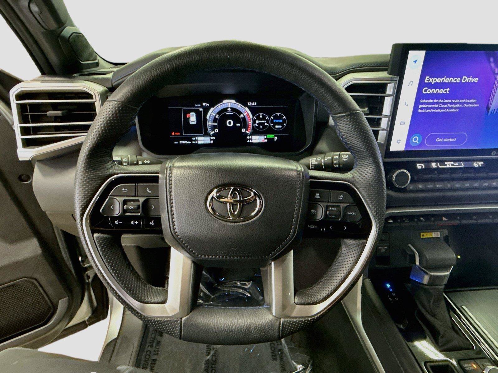 Used 2023 Toyota Sequoia Platinum AWD/4WD image 11