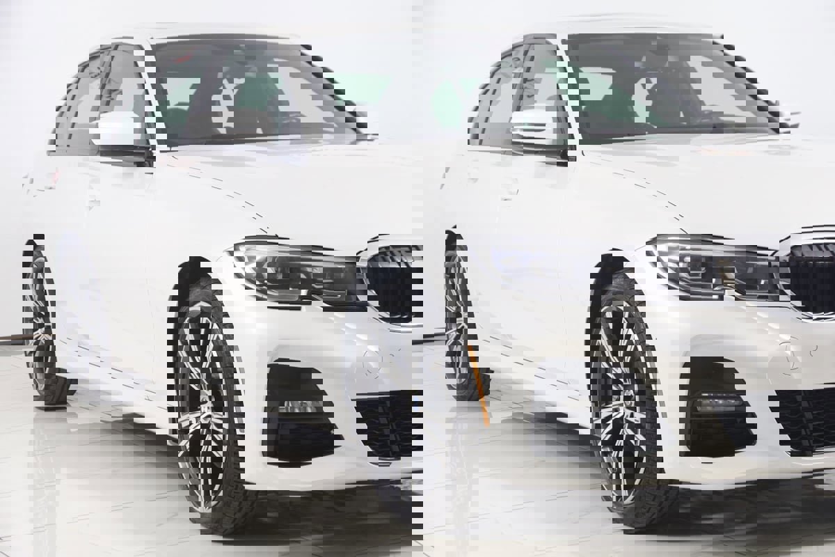 Used 2022 BMW 330i xDrive Sedan w/ M Sport Package image 42