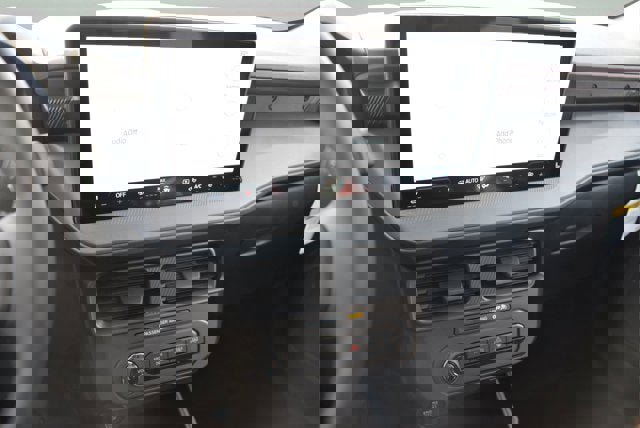 New 2025 Ford Maverick XLT w/ XLT Luxury Package image 9