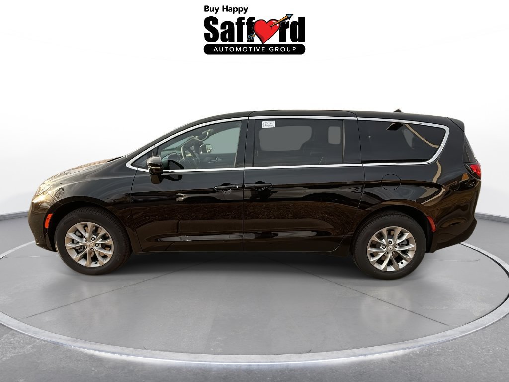 New 2026 Chrysler Pacifica Limited w/ Uconnect Theater Family Group AWD/4WD image 6