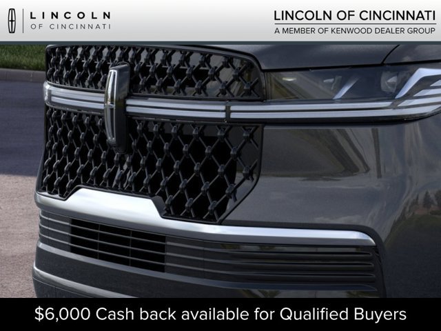 New 2026 Lincoln Navigator Reserve w/ Jet Appearance Package AWD/4WD image 17