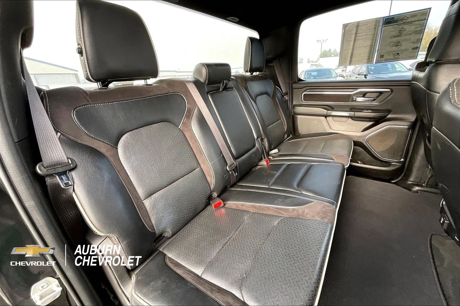 Used 2024 RAM 1500 Laramie image 25