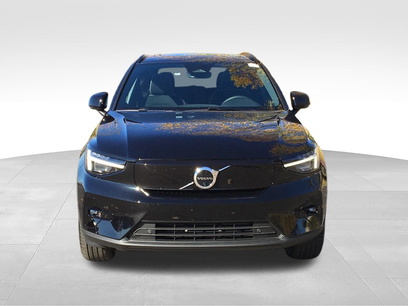 New 2024 Volvo XC40 Recharge Plus w/ Protection Package Premier RWD image 9