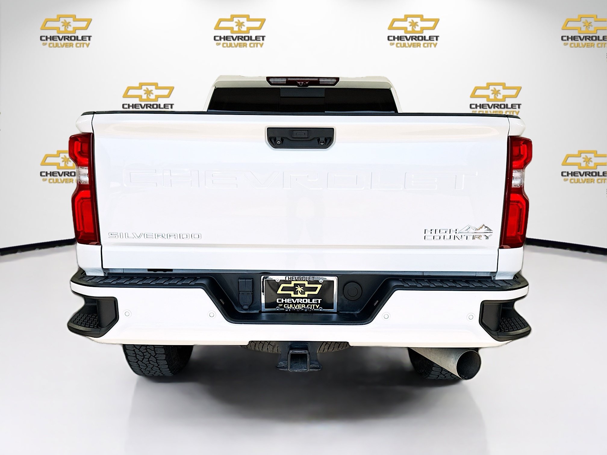 Used 2023 Chevrolet Silverado 3500 High Country AWD/4WD image 7