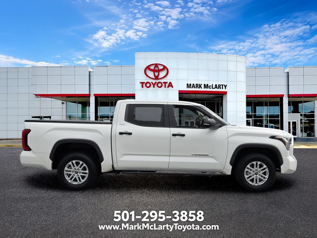 Used 2023 Toyota Tundra SR5 w/ SR5 Convenience Package AWD/4WD image 6