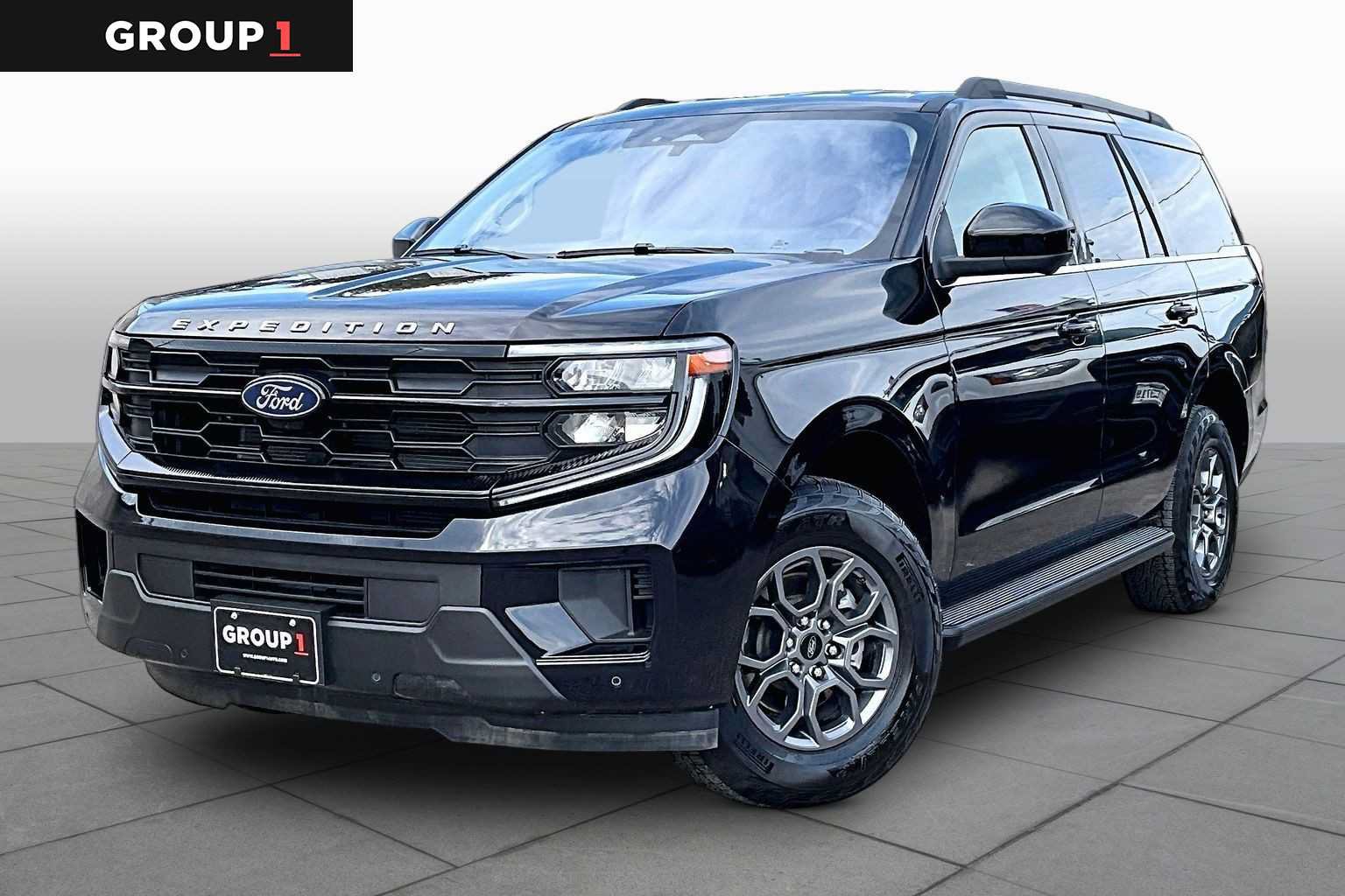 Used 2025 Ford Expedition Active