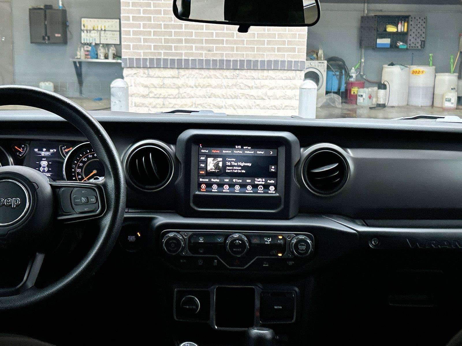Used 2023 Jeep Wrangler Unlimited Sport AWD/4WD image 19