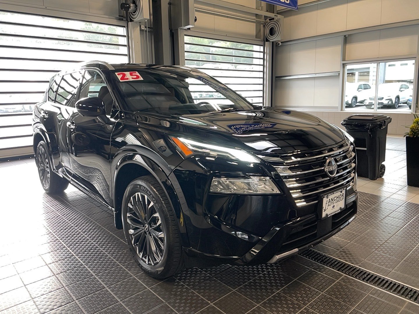 Used 2025 Nissan Rogue Platinum w/ Platinum Premium Package