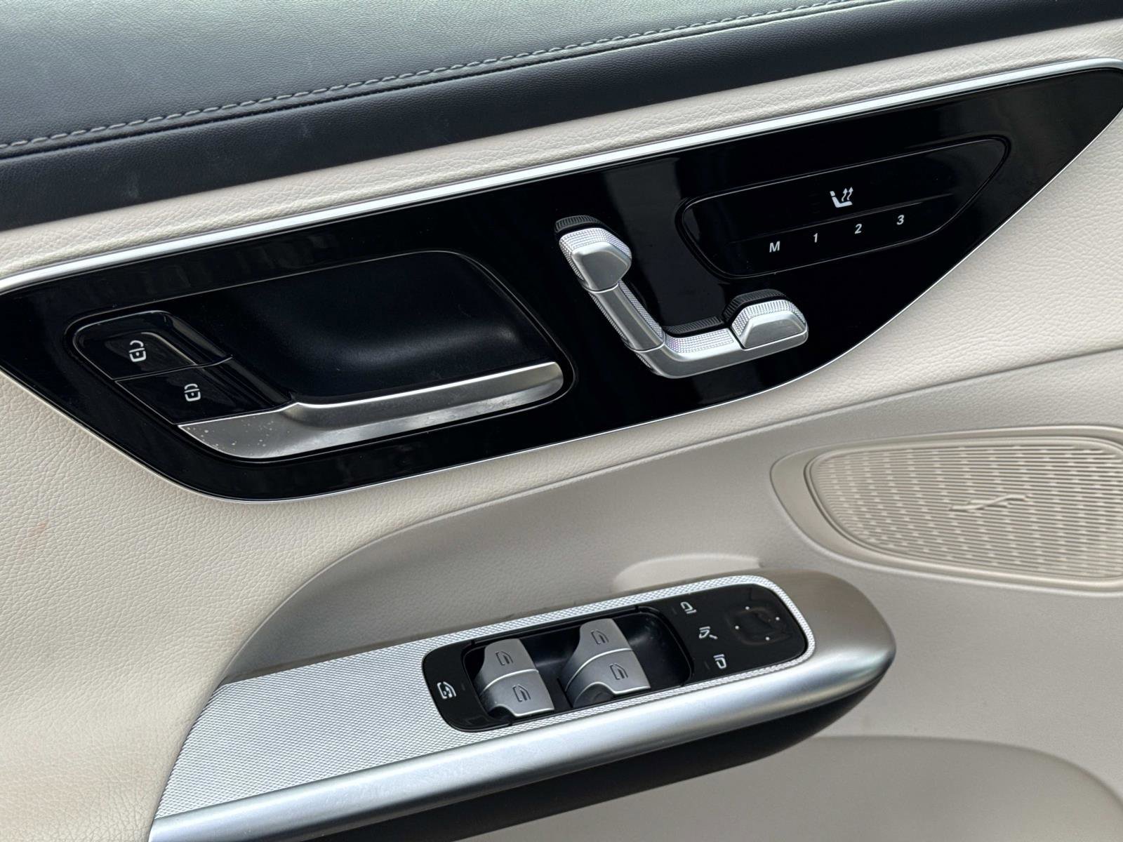 Certified 2024 Mercedes-Benz GLC 300 4MATIC image 19