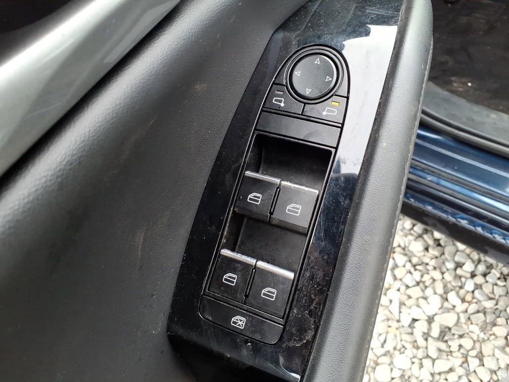 Used 2025 MAZDA MAZDA3 s Sport image 20